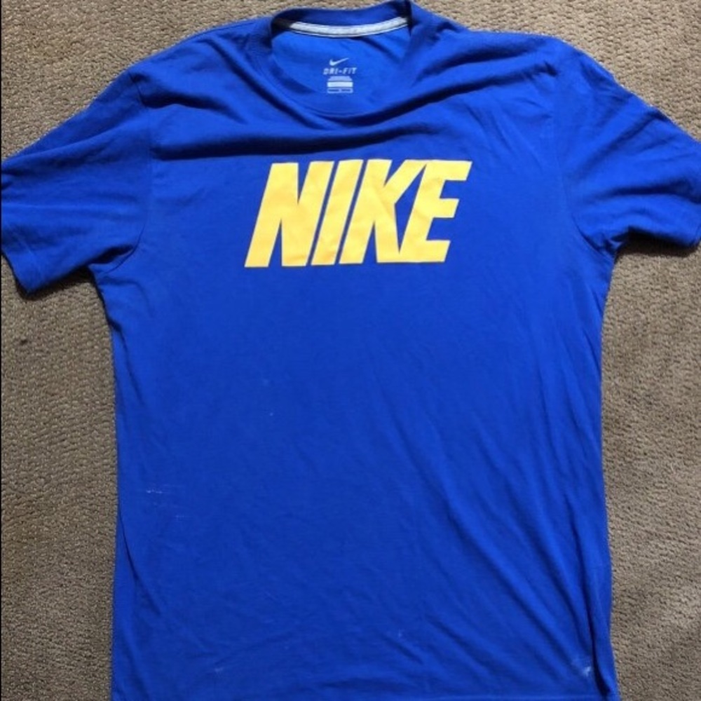 Nike Dri fit tee